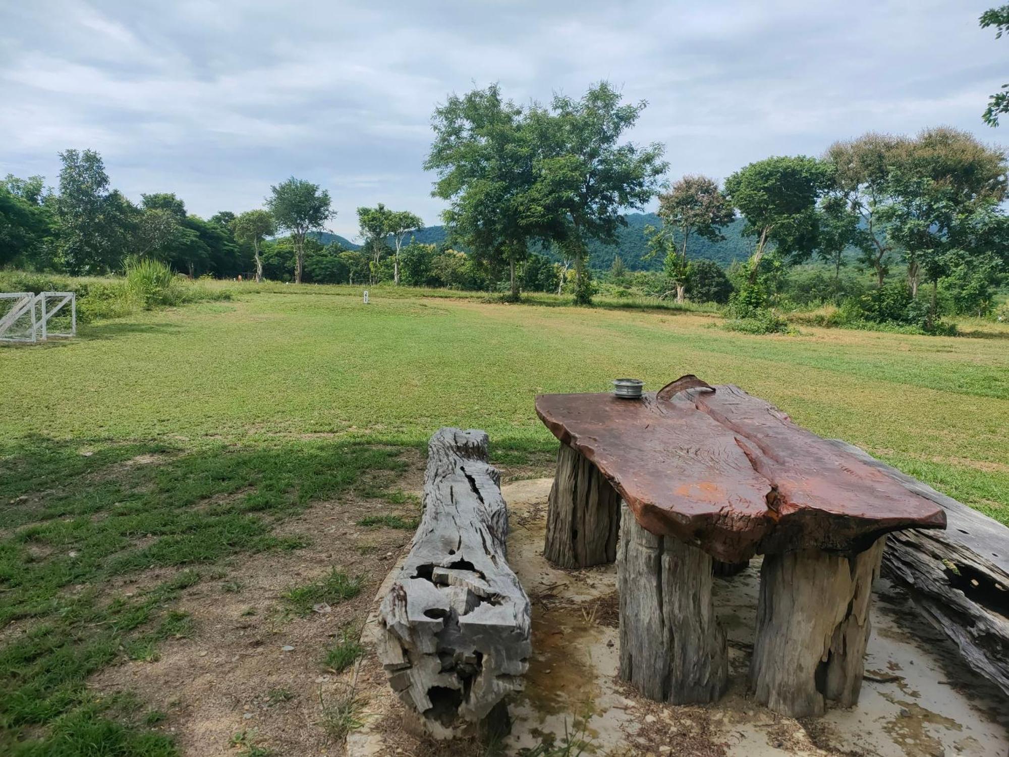 บ้านอิงเมยแคมป์ แก่งกระจาน Ban Phu Bon Exteriér fotografie